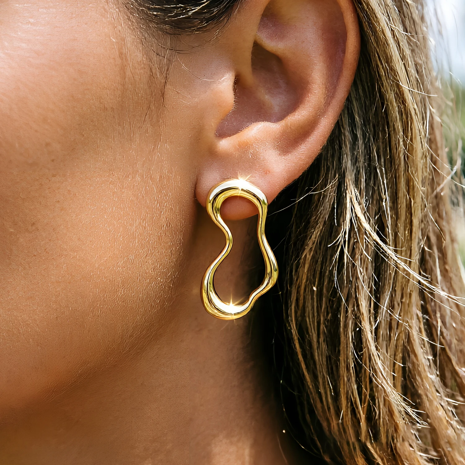 European Ins Abstract Irregular Curve Hoop Earrings Minimalist Luxury Retro Stainless Steel Earrings Daily Fashion Accessories