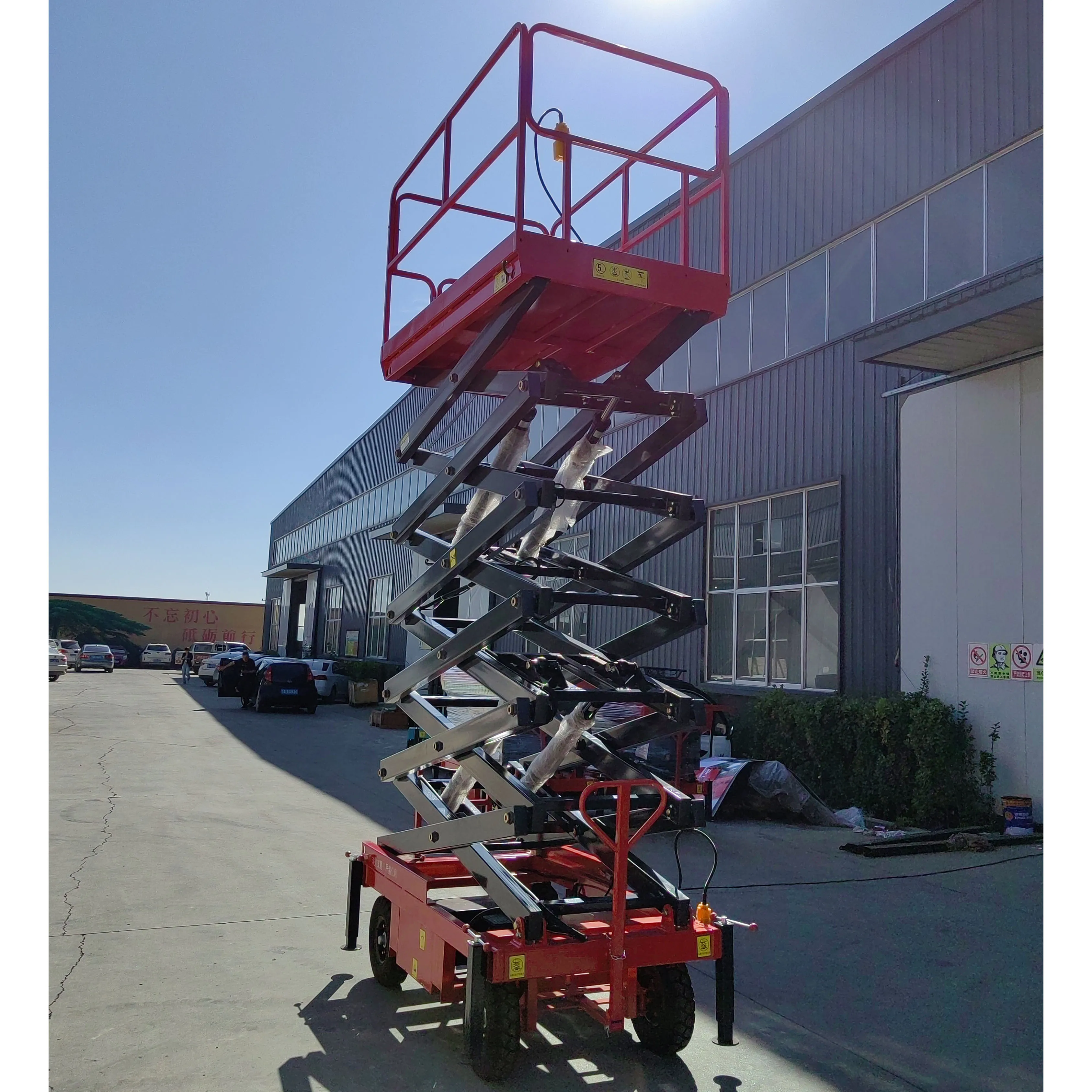 CE Mini Electric Scissor Lift Table 4m to 18m Elevated Platform for Small Scaffolding for Restaurant Industries