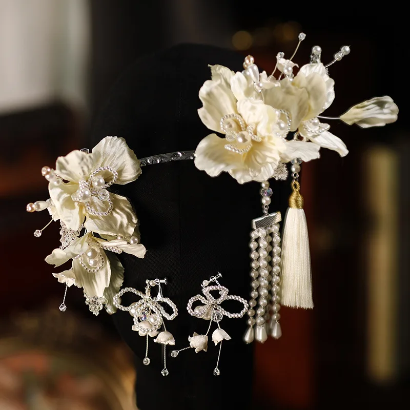 جديد النمط الصيني اليدوية البيج زهرة الزفاف غطاء الرأس الصباح العباءات الكلاسيكية شرابة دبوس الشعر ماكياج اكسسوارات مجموعة