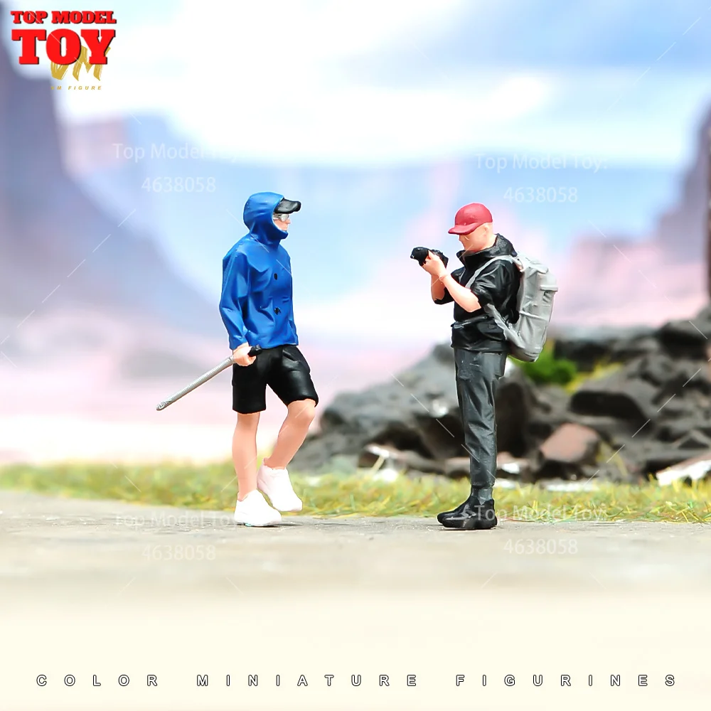

Painted Miniatures 1/24 1/64 1/43 Outdoor Mountain Climbing Photography Male Scene Figure Dolls Unpainted Model For Car Vehicles