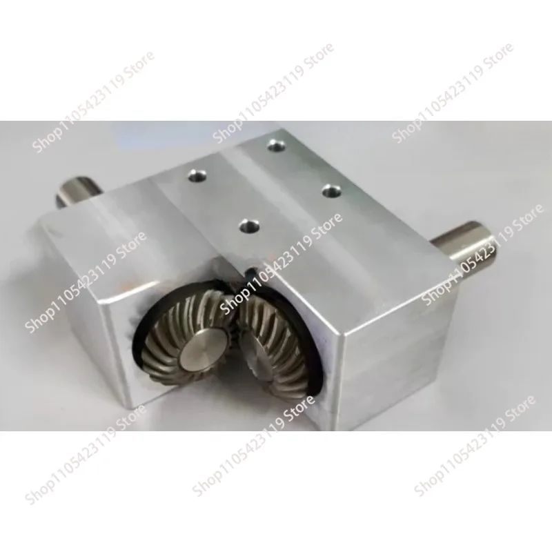 90 degree commutator reduction ratio 1:1 shaft diameter 15mm small spiral bevel gearbox