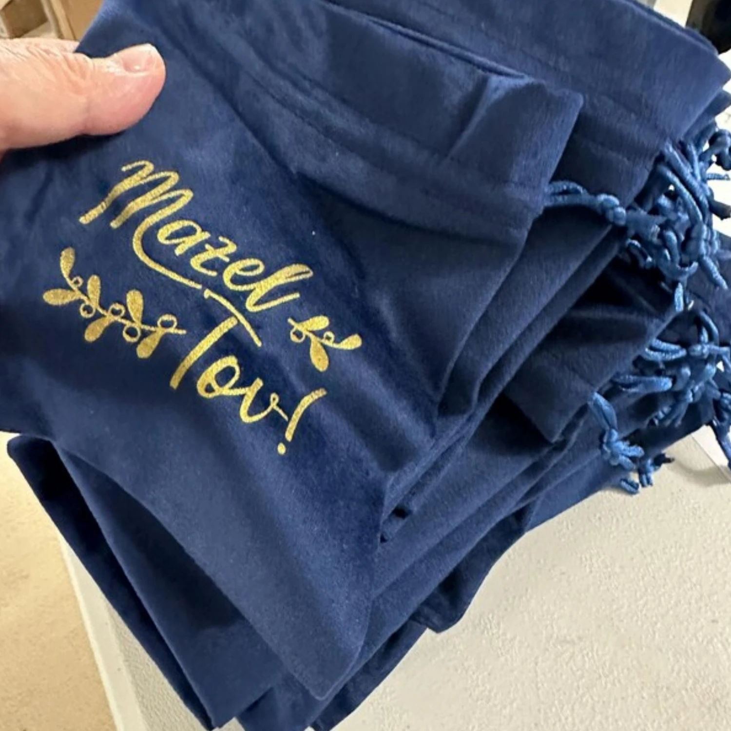 

20 шт. коробка для упаковки ювелирных изделий и набор мешочек, коробки и мешочки для ювелирных изделий на заказ с логотипом оптом