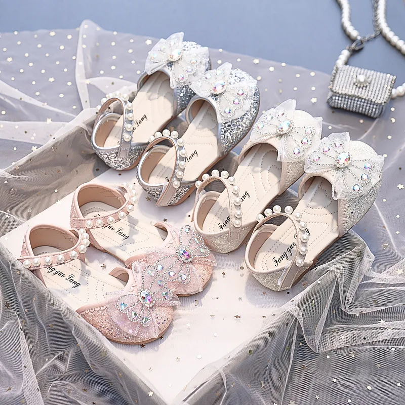 Girls Sandals Rhinestone Pearl Butterfly Dance Kids Shoes Children Flat Princess Shoes Glitter Leather Party Dress Wedding