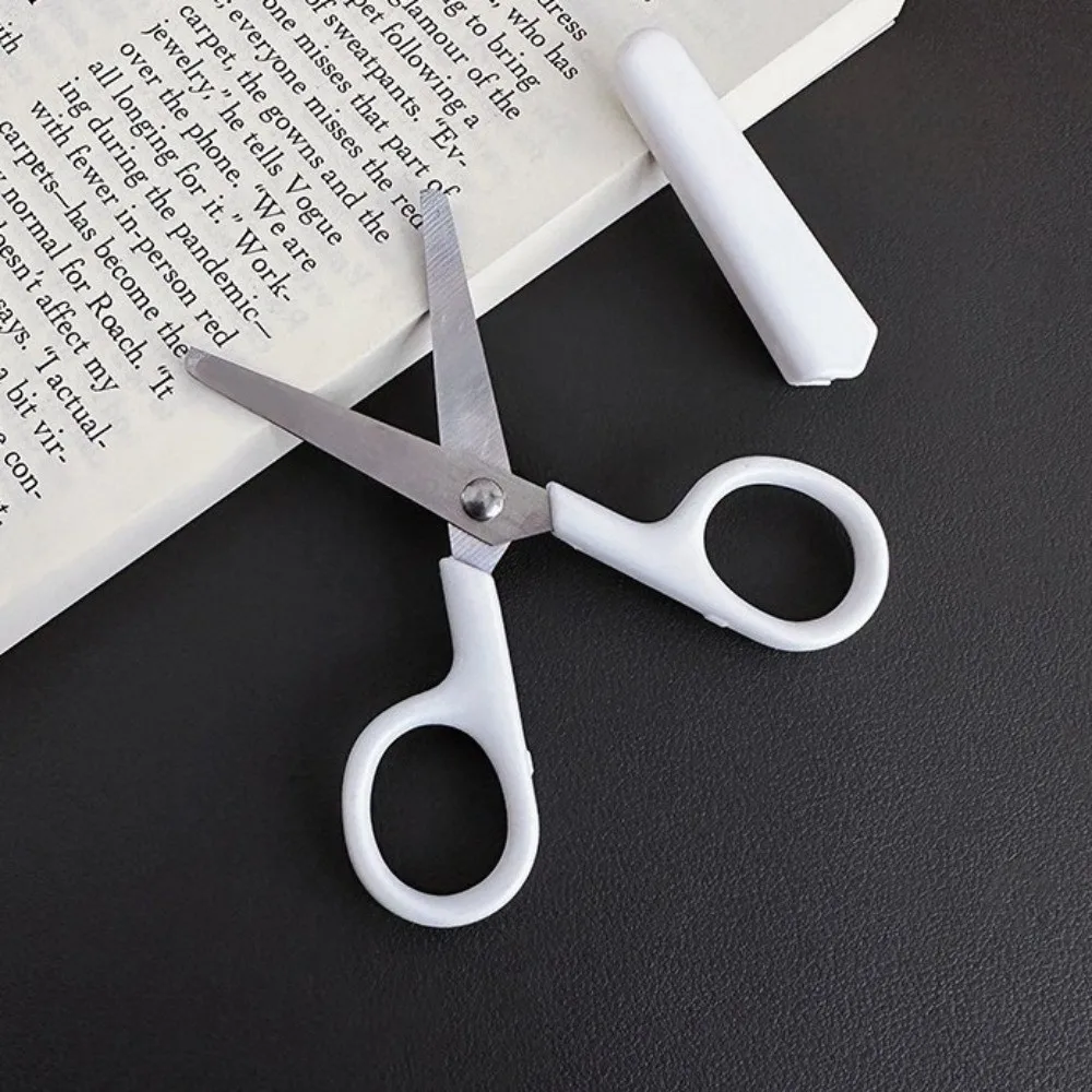 مقص قرطاسية أبيض نقي مصنوع يدويًا مع غطاء مقص للأطفال مستلزمات مدرسية أداة قطع الورق من الفولاذ المقاوم للصدأ