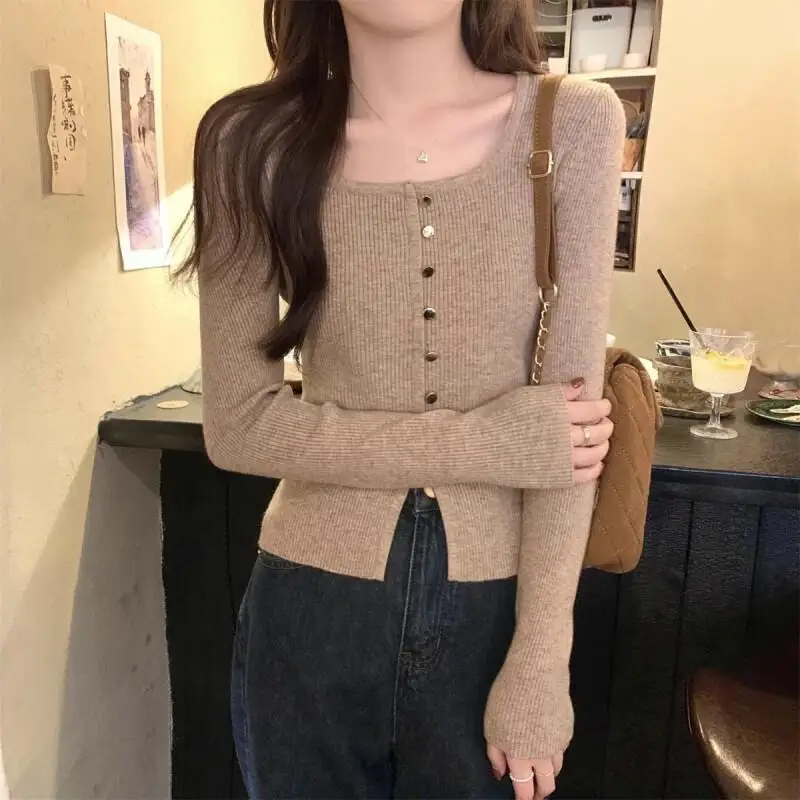 

Autumn Winter Knitwear Pullover Early Women's Square Knitted Long Sleeved Base Sweater Stylish Stylish Design Girl Short Tops