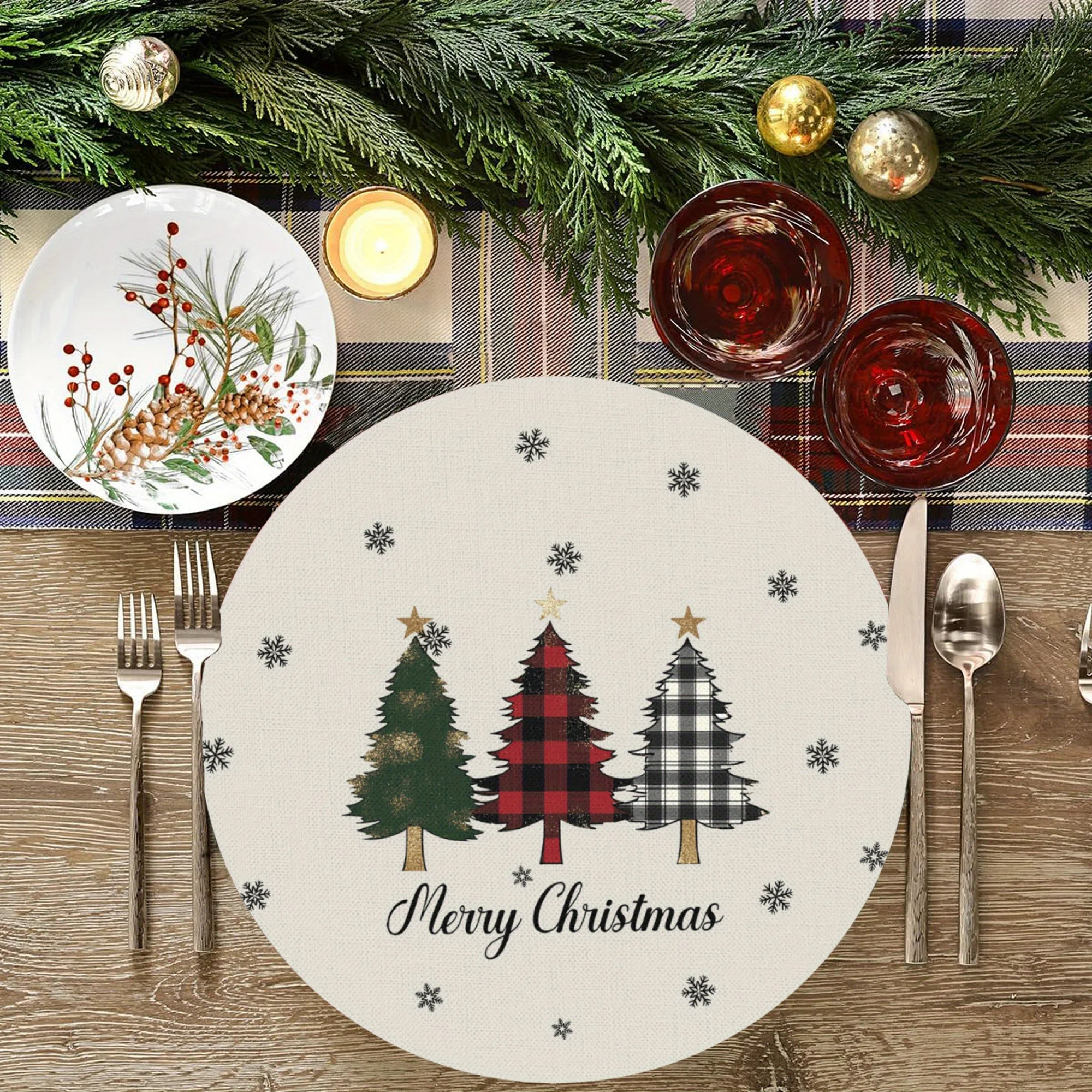 VIKAMA 4-Piece Christmas Linen Round Placemats Seasonal Placemats with Christmas Patterns Kitchen & Dining Table Decor