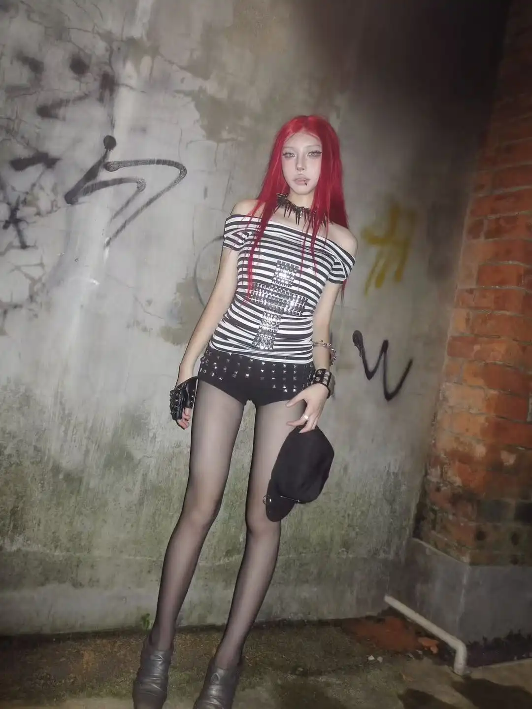 Y2k rayas impresas cruz clinch perno estética Harajuku moda Sexy Rock Cutie Punk un hombro top Slim fit camisetas emo