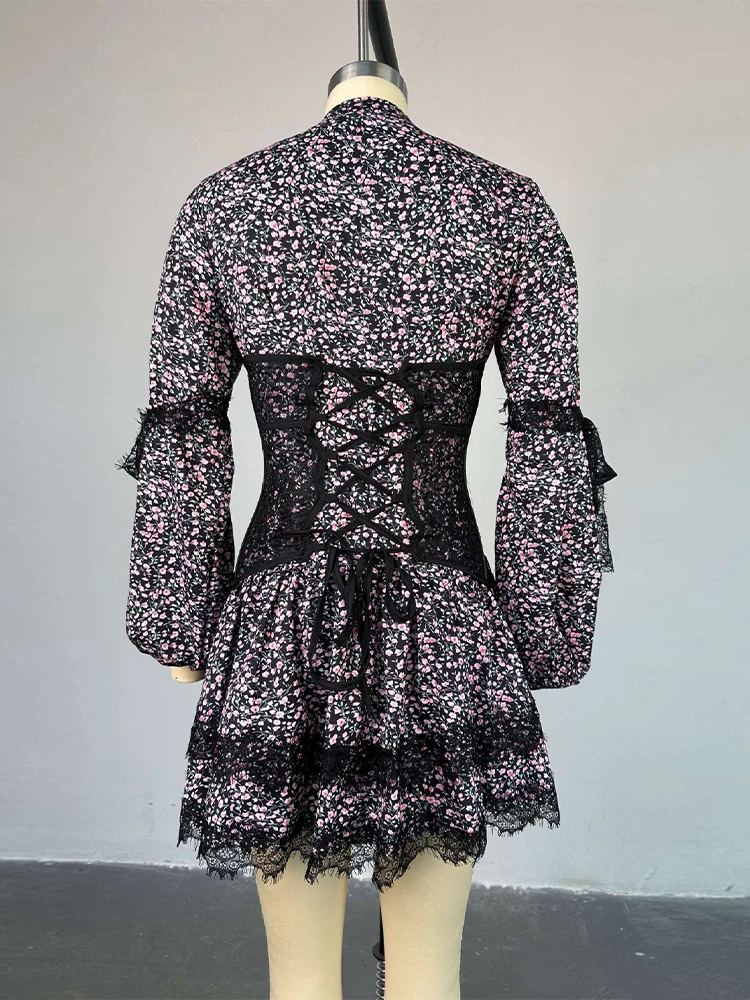 Damen-Minikleider mit Aufdruck, Taillenschnürung, Laternenärmeln, Kurzkleid mit O-Ausschnitt, Spitzen-Patchwork, Schlanker Schnitt, Partykleidung, Neu – Detail 5