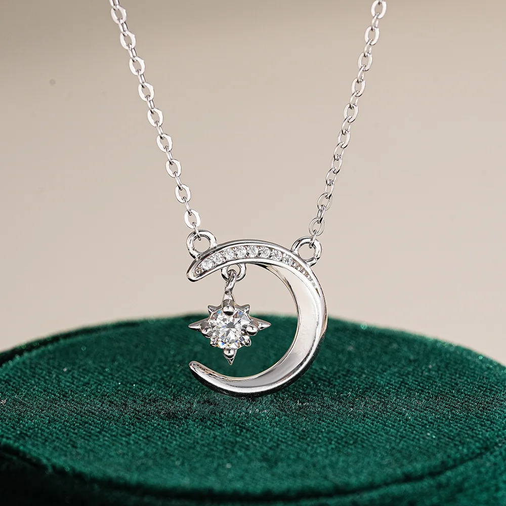 

JoyceJelly S925 Sterling Silver 0.3ct Moissanite Pendant Necklace Star And Moon Women's Daily Collarbone Chain Romantic Design