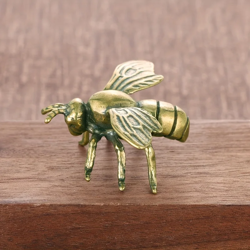 1PC Solid Brass Bee Statue Antique Copperware TeaPot Craft Creative Study Office Decor Gift Collectible Ornament