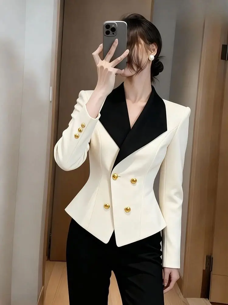 秋春 2026 新しいシックなカジュアルプロフェッショナルブレザー女性のアウターファッションスリムブラックホワイトステッチスリムスーツトップス