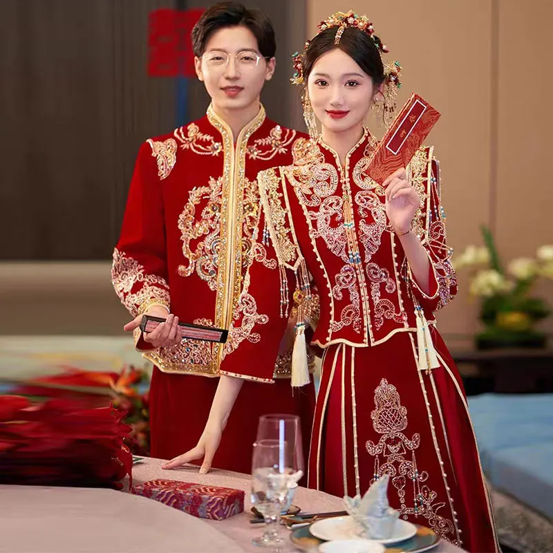 

Xiuhe clothing bride's Chinese wedding dress coming out of the palace dress dragon and phoenix coat couple's wedding dress