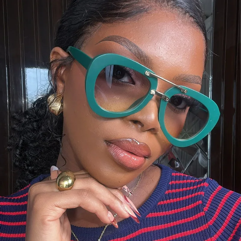 

2025 New Women's Toad Double Beam Sunglasses Fashion Personalized Retro Street Photography Sunshade Glasses Trendy UV resistant
