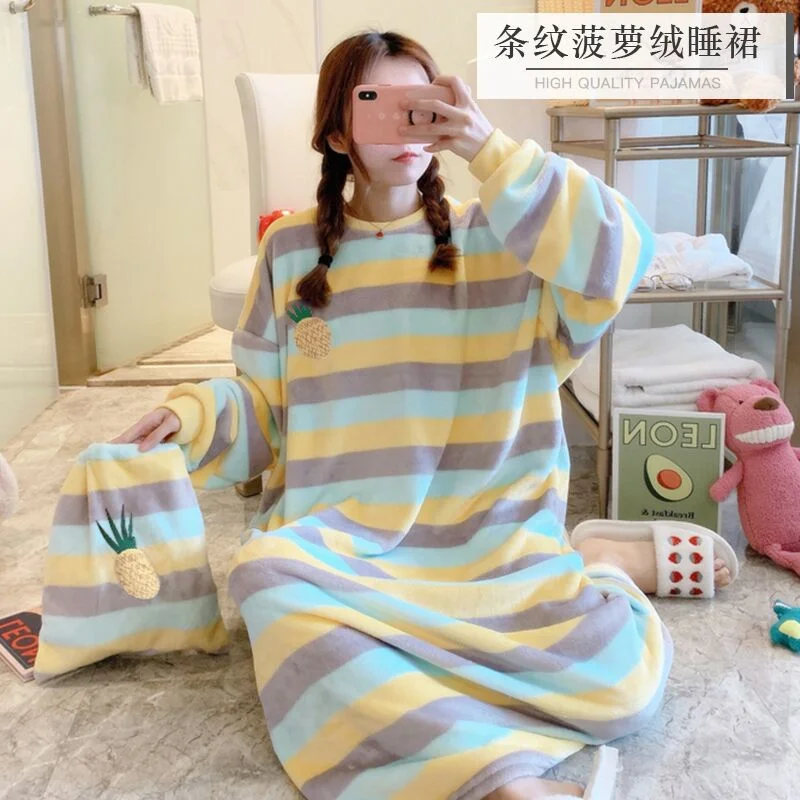 

Flannel Dress Long Gowns Women Winter Warm Nightgowns Coral Fleece Sleepwear Cute Cartoon Thick Negligee Lounge Wear