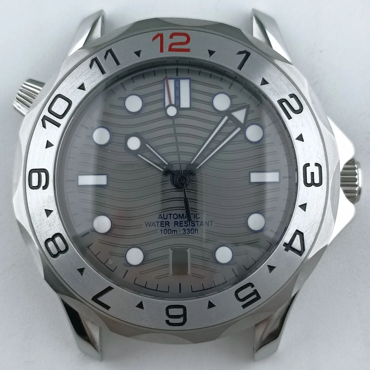 นาฬิกาดําน้ําสําหรับ NH Movement 35 การเคลื่อนไหว 42 มม.สแตนเลสสตีล 10bar กล่องนาฬิกากันน้ําโปร่งใสด้านหลัง