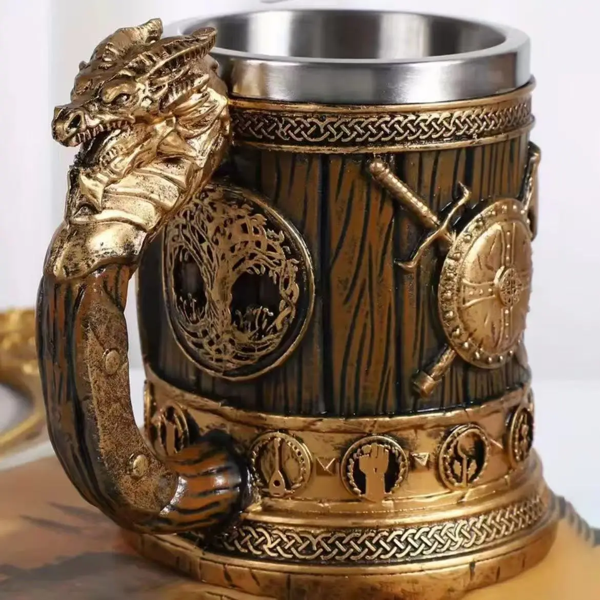 Stainless Steel Home Beer Cup Relief Water Cup 3D Retro Personality Punk Dragon Head Mug Home Decoration Gift