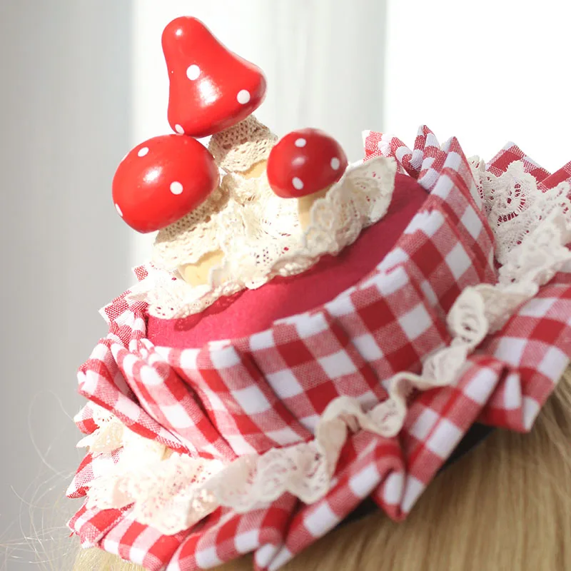 الأصلي اليدوية الفطر على شكل قبعة مقترنة مع قبعة صغيرة اليدوية لوليتا النبيذ الأحمر لطيف الفطر السام قبعة مدببة