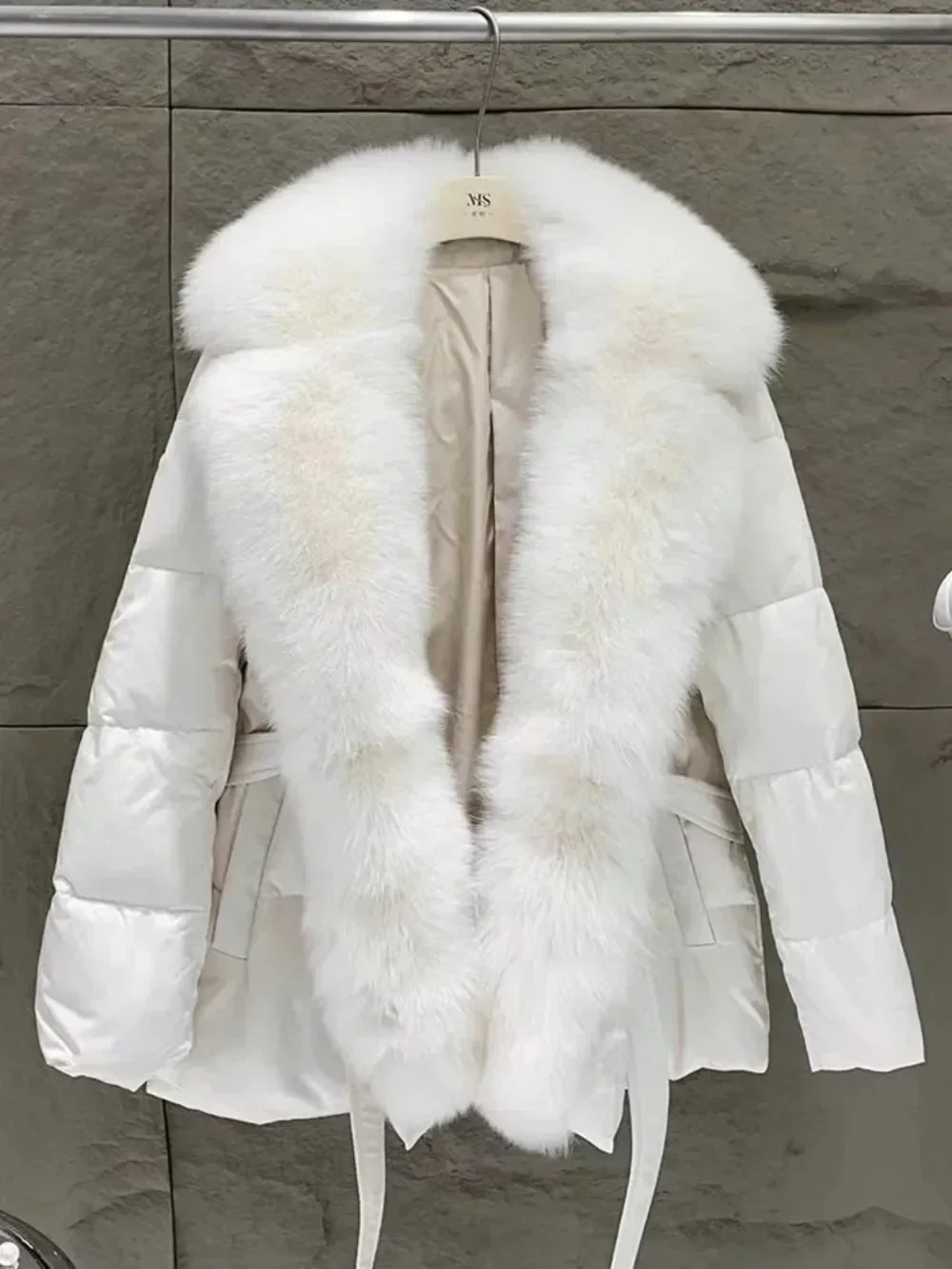 2024 Winter New Warm Natural Fox Fur Collar Parkas Slim Coat with Belt Outwear Female Luxury White Goose Down Jacket Women