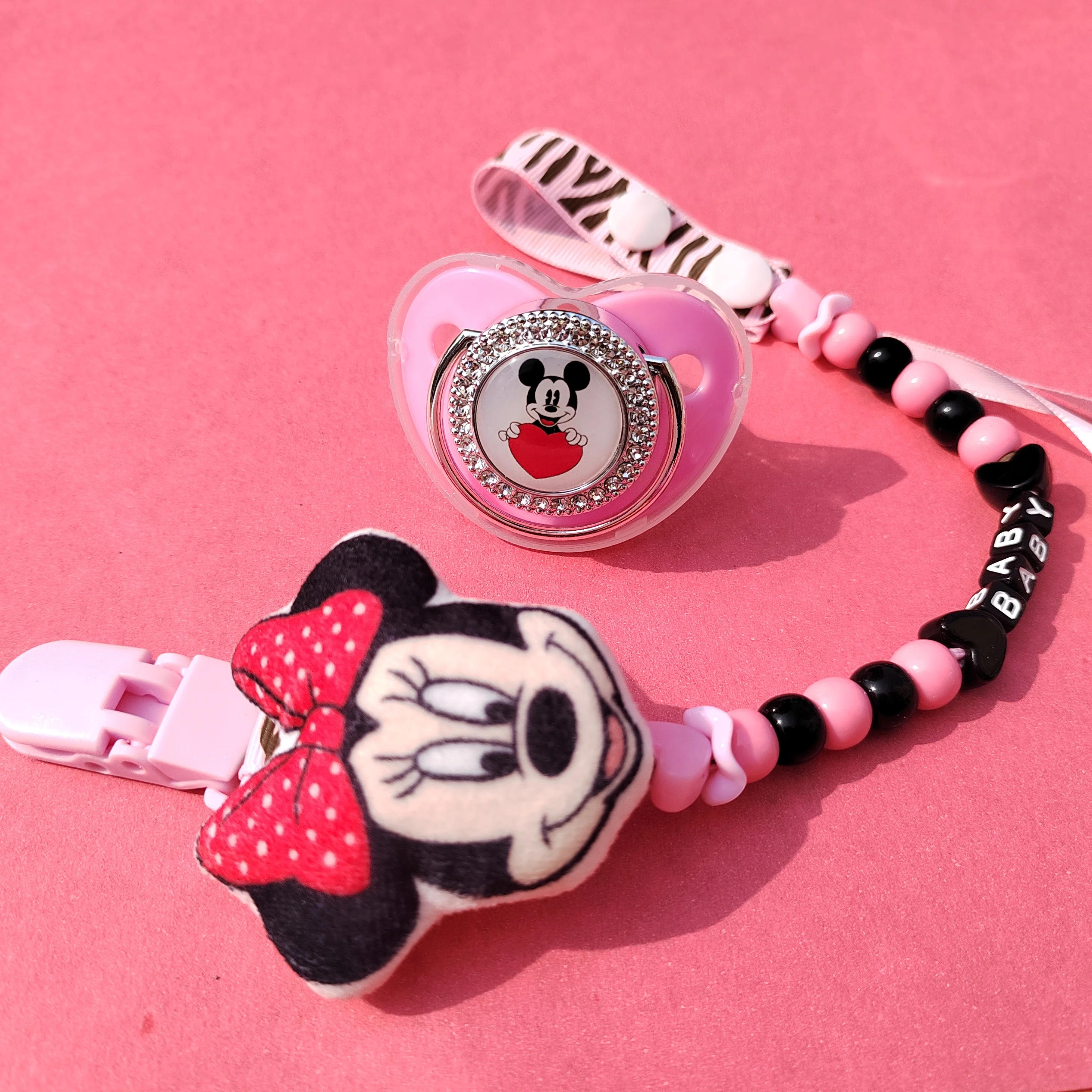 Handmade Minnie Mouse Pacifier Clip for Baby Care Tools Newborn Accessories Personalized Baby Name Dummy Chain Infant Tetine