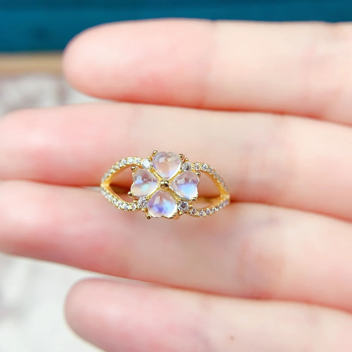 

4mm Natural Moonstone Flower Ring Real S925 Sterling Silver Certificate Design Fine Fashion Charm Weddings Jewelry for Women FS