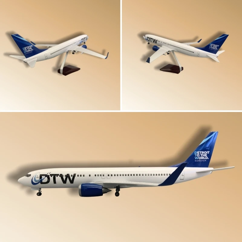 

Модель самолета Boeing 737 DTW в масштабе 1:85, 47 см, из литой смолы, с подсветкой и подвижными колесами — коллекционный авиационный предмет