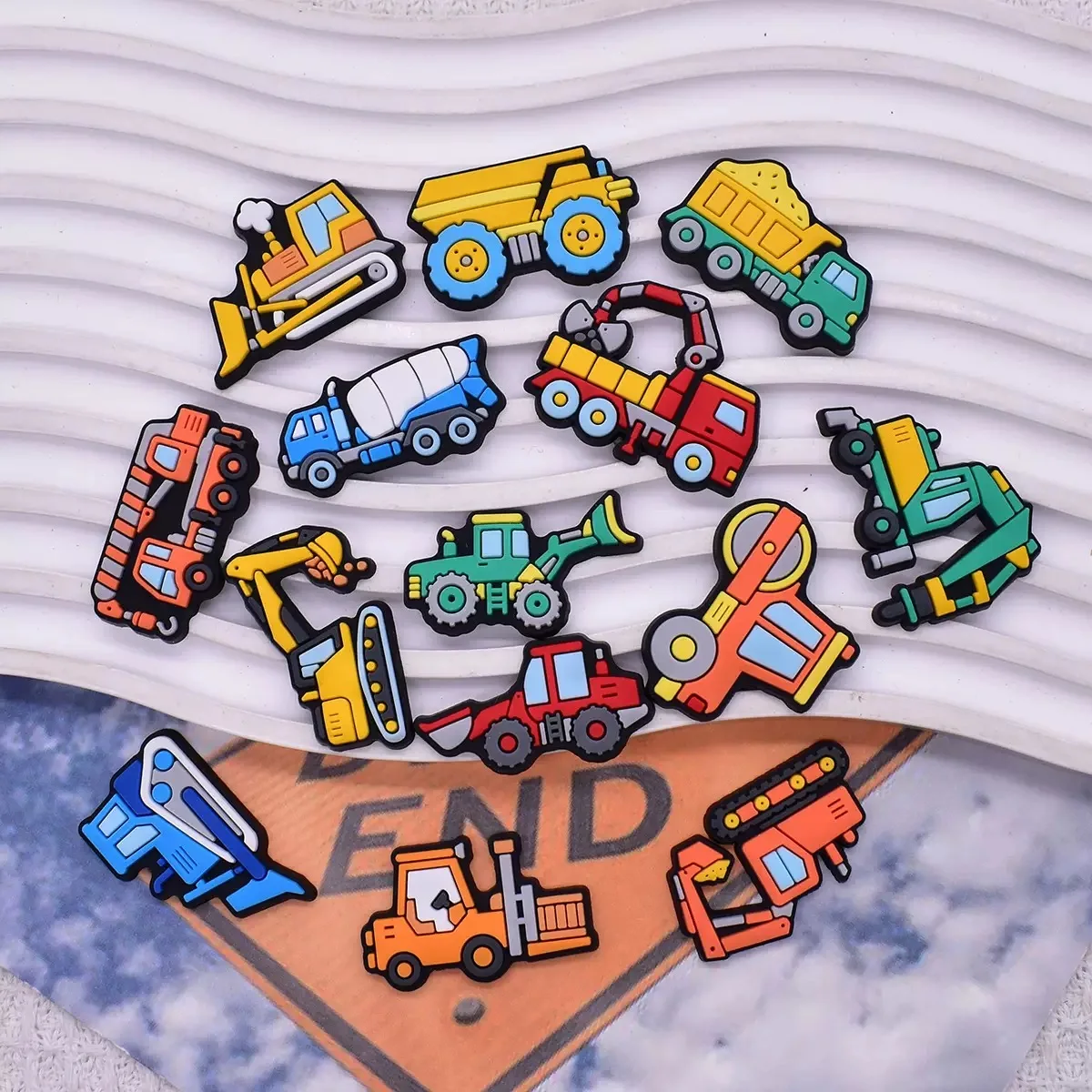 1-14Pcs Engineering Vehicle Sandals Buckle Charms Steamroller PVC Shoe Decorations For Boys Birthday Gifts