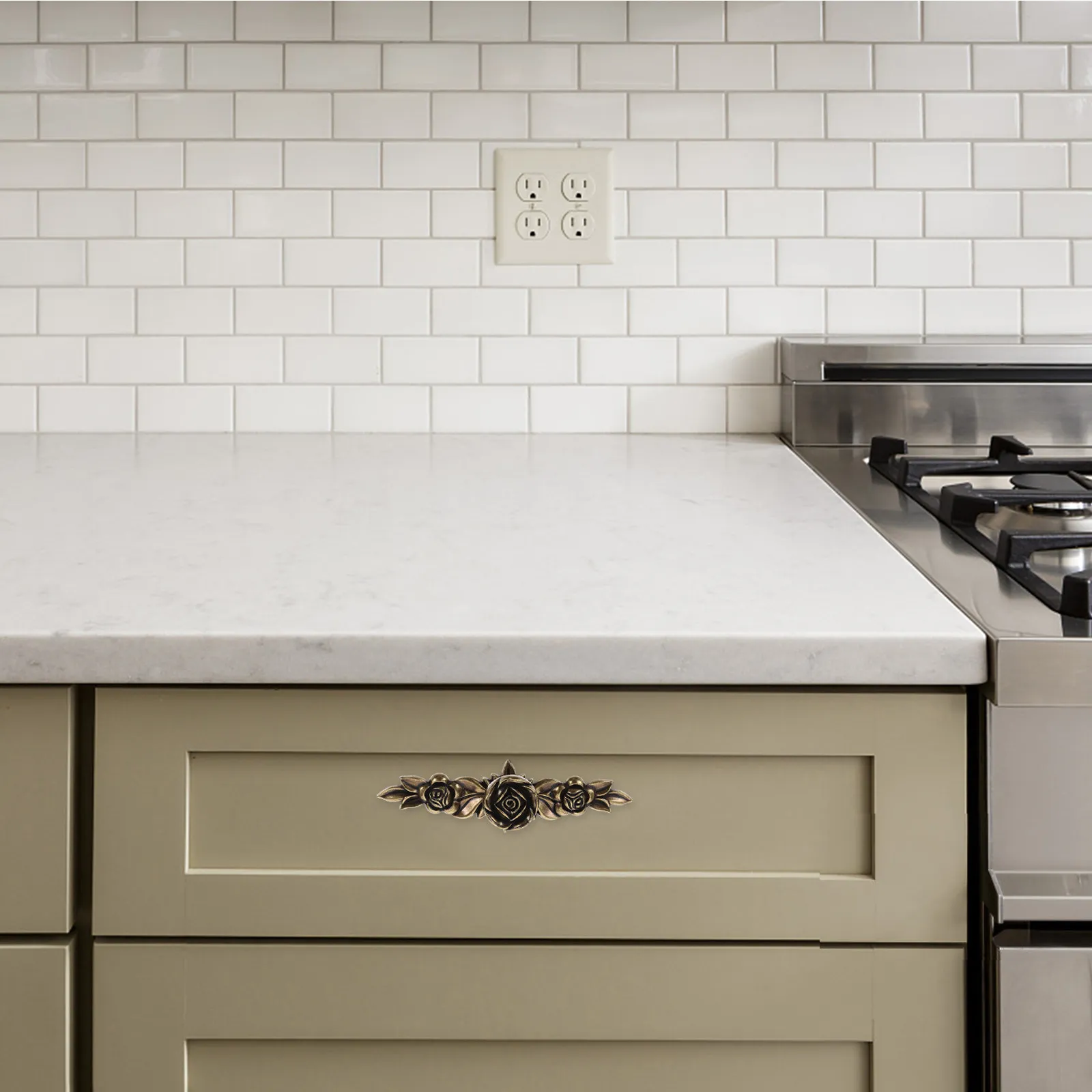 

2 шт. изысканных ручек для шкафа в виде розы, винтажные, с одним отверстием, прочные, из цинкового сплава, для кухни и ванной комнаты