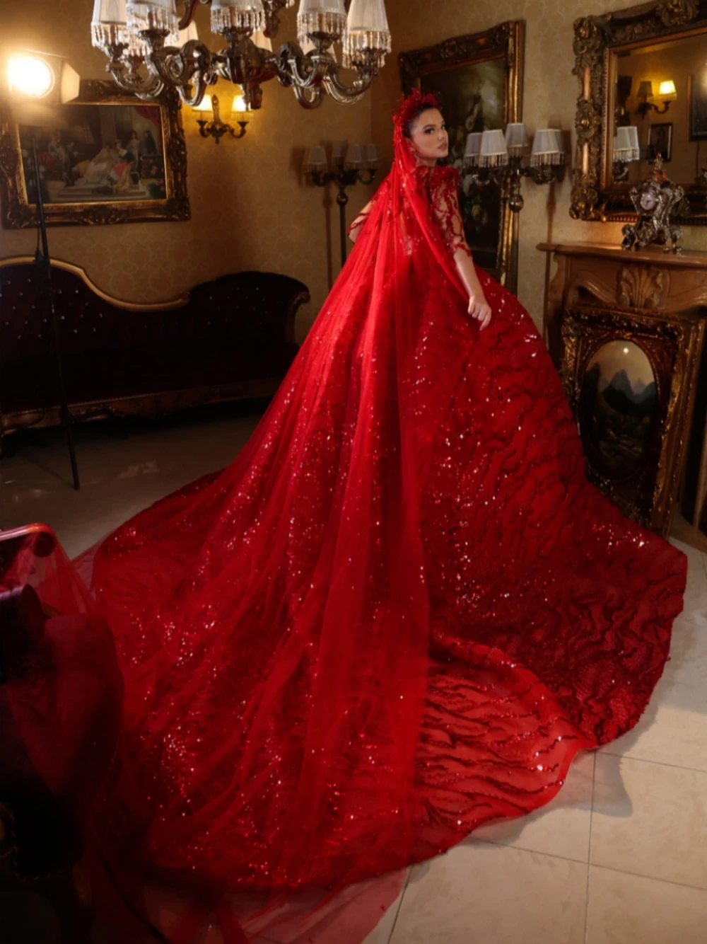 Abito da sposa classico con scollo a V e maniche a quarti Abito da sposa con paillettes scintillanti 2025 Abito da sposa rosso di lusso