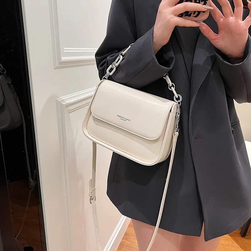 

Korean Fashion For Women bags 2024 New High End, Simple And Fashionable Square Bag, Small Commuter Shoulder Crossbody Bag