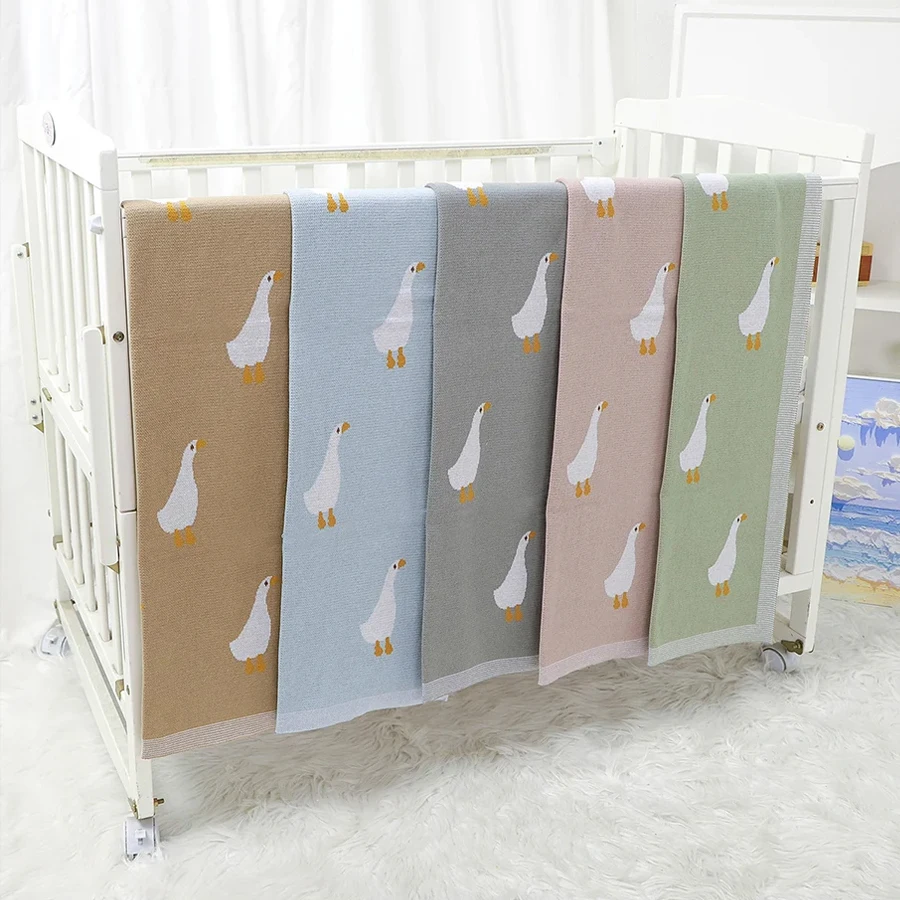 Four Seasons Baby Blanket Knitted Big White Goose Jacquard Carpet Baby Cart Windproof Cover