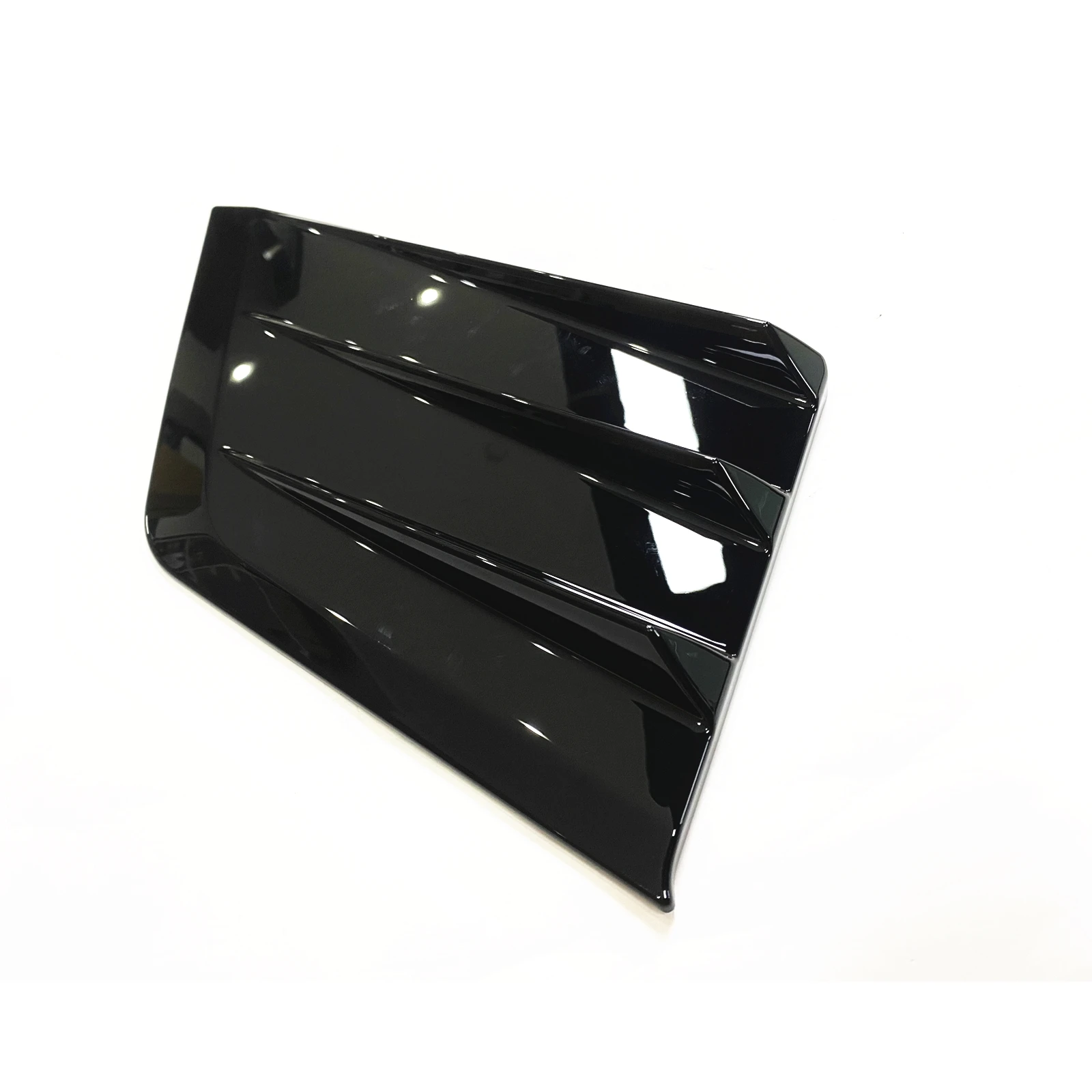 2PCS Car Front Bumper Air Vents Cover Splitters Side Spoiler For BMW G20 LCI 330i M340i 2023 2024 M Sport