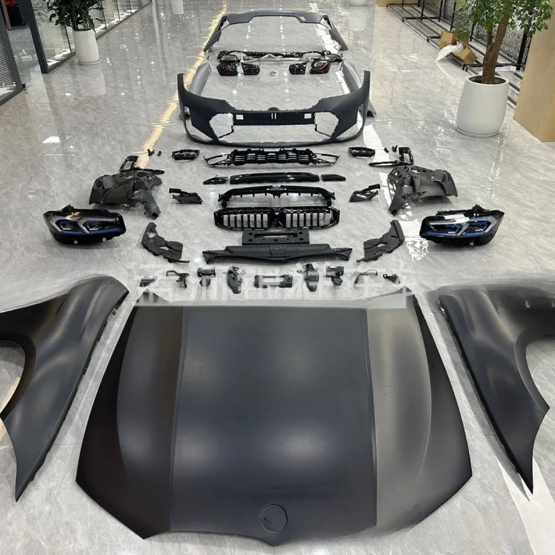 Suitable for BMW 3 Series F30F35 old models converted to new G20G28 late-stage MT wide-body M-Tech kit M Sport