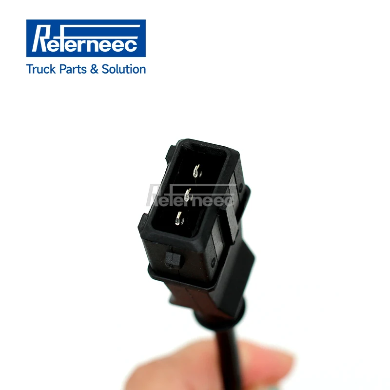 REFERNEEC Crankshaft Sensor 500306772 82017874 162916 0261210126 45962050F for Truck Parts
