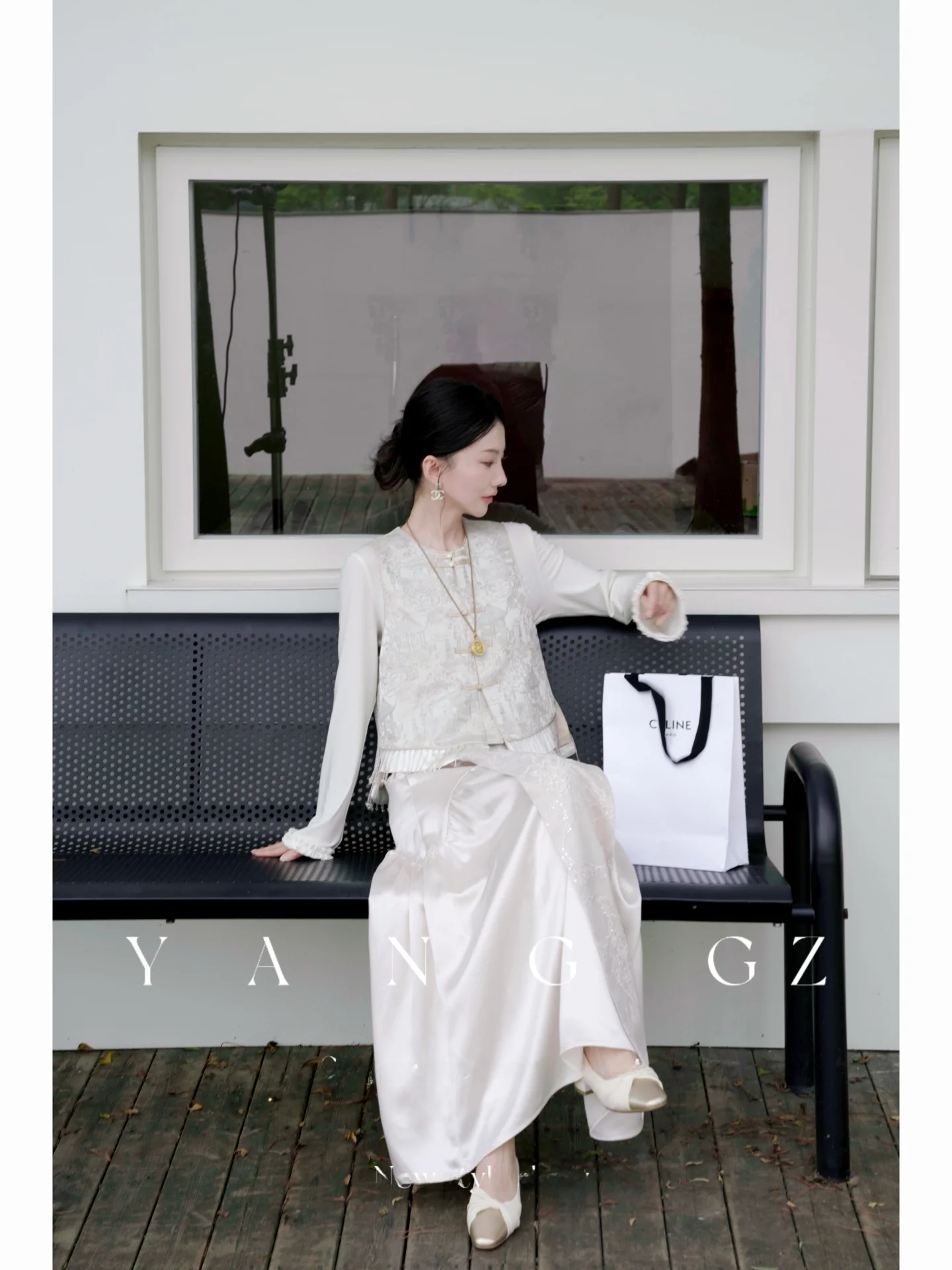 

Новый китайский женский открытый кардиган-жилет Yang GZ Qiong Lou Yu Yu: дизайнерская сенсация осени 2025, модный топ в стиле Ханьфу