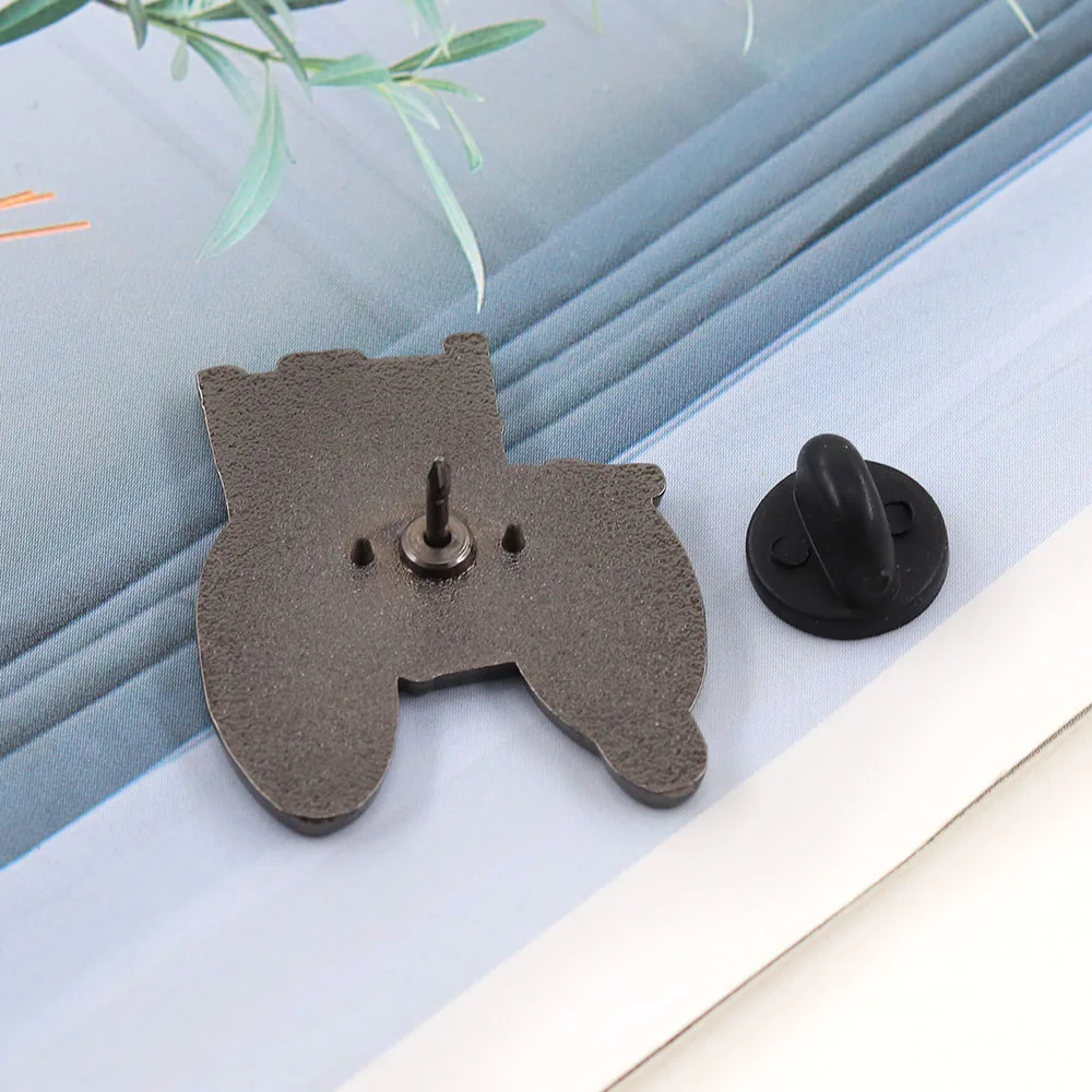 Chocolate! Old Lady Chocolate-Grandma Lapel Brooch Anime Peripheral Enamel Pin Wheelchair Withered Woman Fans Gift Badge Accesso