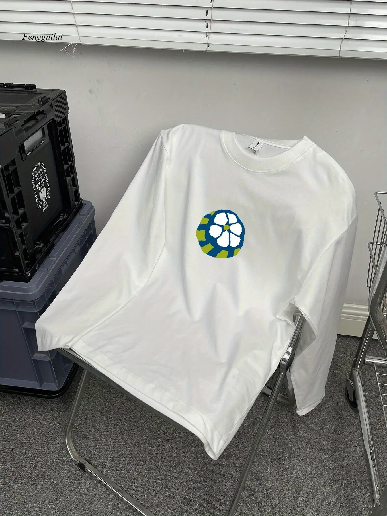 

Футболка с длинным рукавом — рубашка с круглым вырезом и графическим принтом, повседневный топ на осень/зиму королевского синего цвета для вечеринок