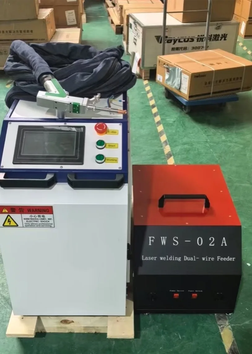 Top Laser Water Cooling 2000w Handheld Laser Welding Machine 4 In 1 With BWT/MAX/Raycus With Single Wire Feeder