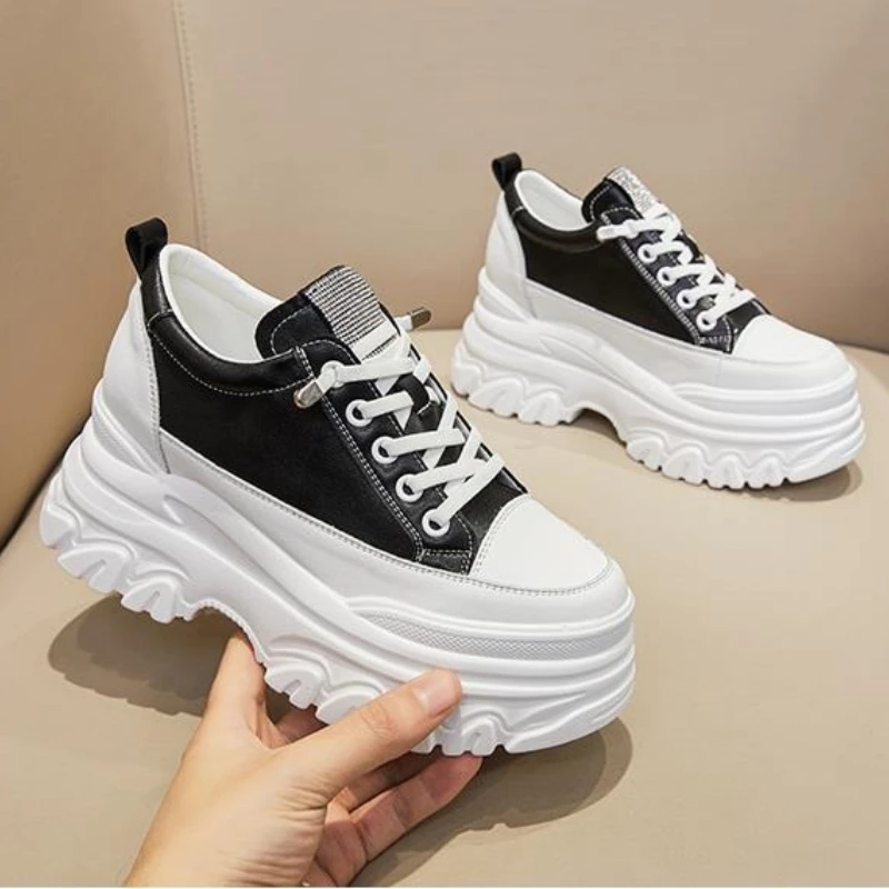 

Новинка 2023 года, женская обувь из натуральной кожи на высоком каблуке, массивные кроссовки, туфли на танкетке и платформе, летняя женская дышащая удобная обувь 9 см