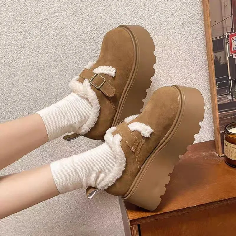 Winter new muffin warm thick sole height-increasing plush women's retro one-pedal Lofu casual comfortable cotton shoes 2025