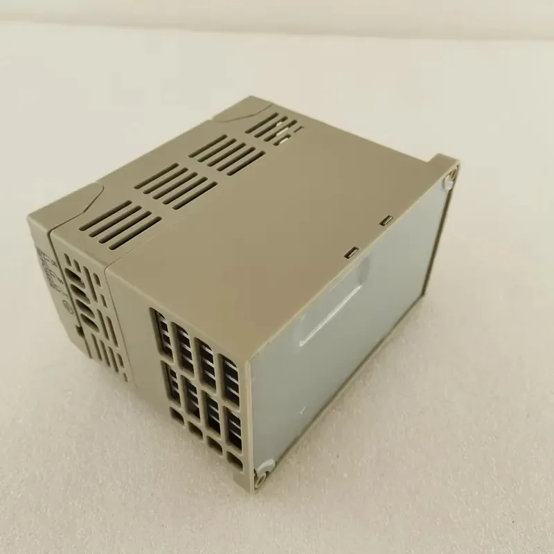 VFD004M21W-D VFD-EL Series Micro Multi-Function AC Motor Drive Variable Frequency Drive