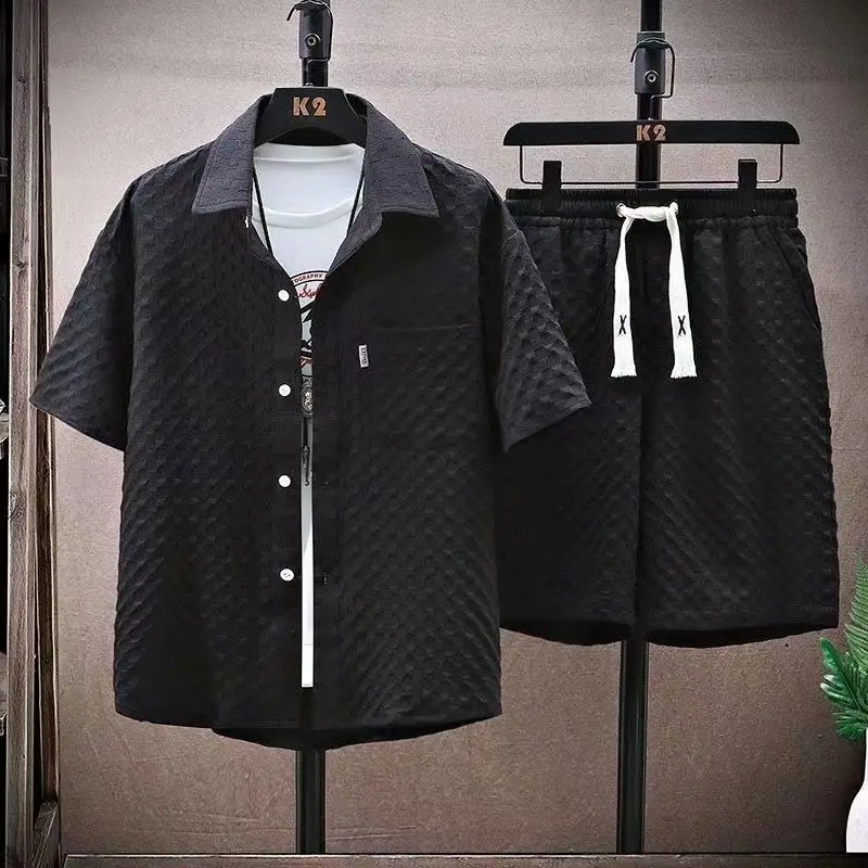 Conjunto de camisa de manga corta a cuadros de seda de hielo de alta calidad para hombre, pantalones cortos de solapa, ropa de gran tamaño informal