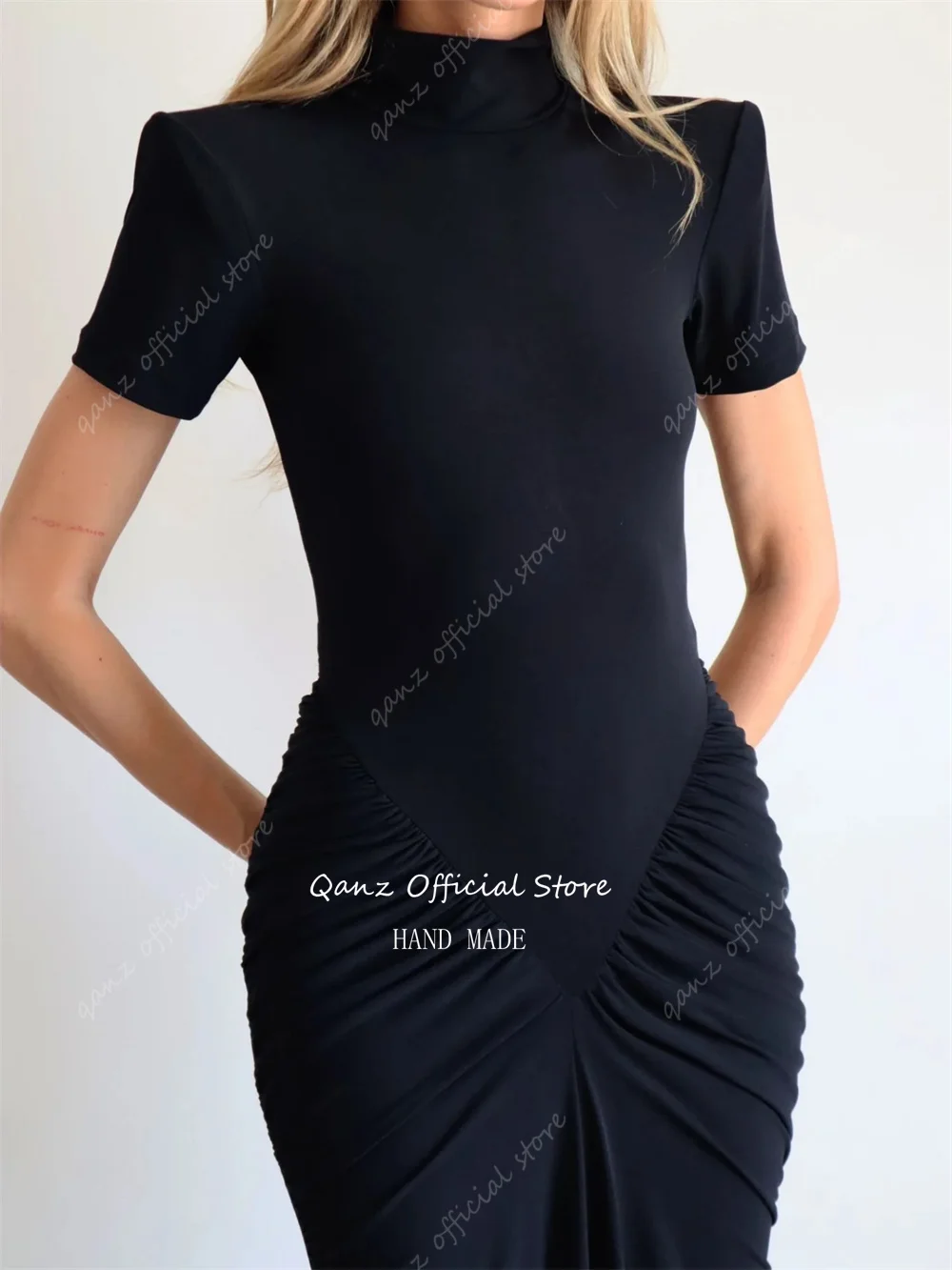 Qanz เจียมเนื้อเจียมตัวชุดราตรีสีดําคอสูง Mermaid ชุดราตรีหรูหราแขนสั้น Vestidos De Gala ที่กําหนดเอง