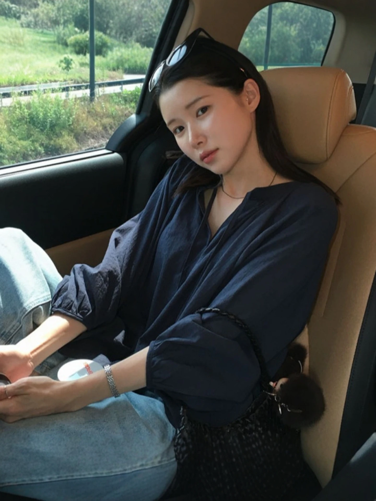 Chic Spring Autumn Vertical Stripe Sash Loose Design Long Sleeve Women's Shirt French Style Button Detail Lantern Sleeve Top