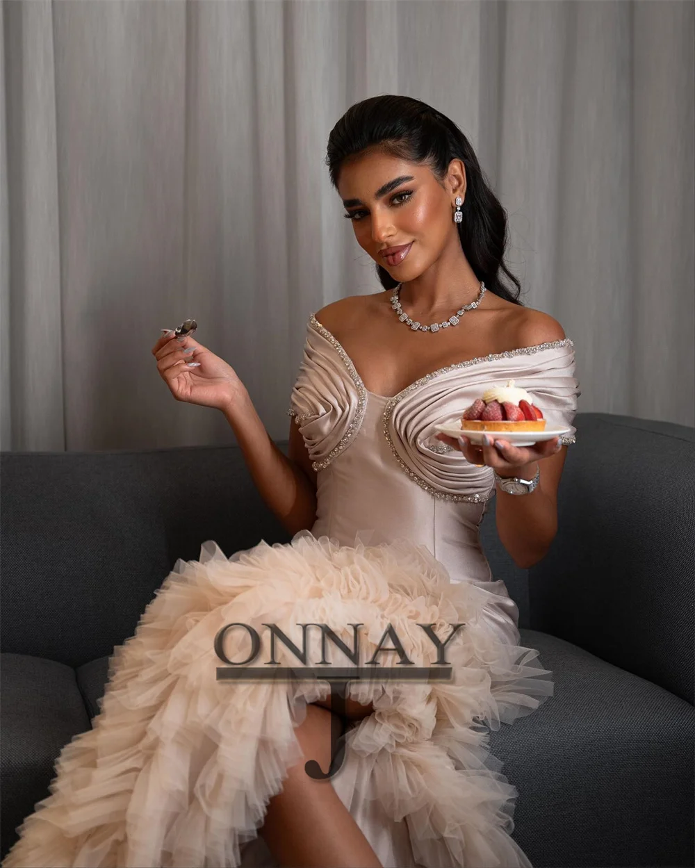 

Customized Off Shoulder Ruffles Dubai Evening Dresses for Women Saudi Arabric Vestidos De Fiesta Bespoke Engagement Gown Plus
