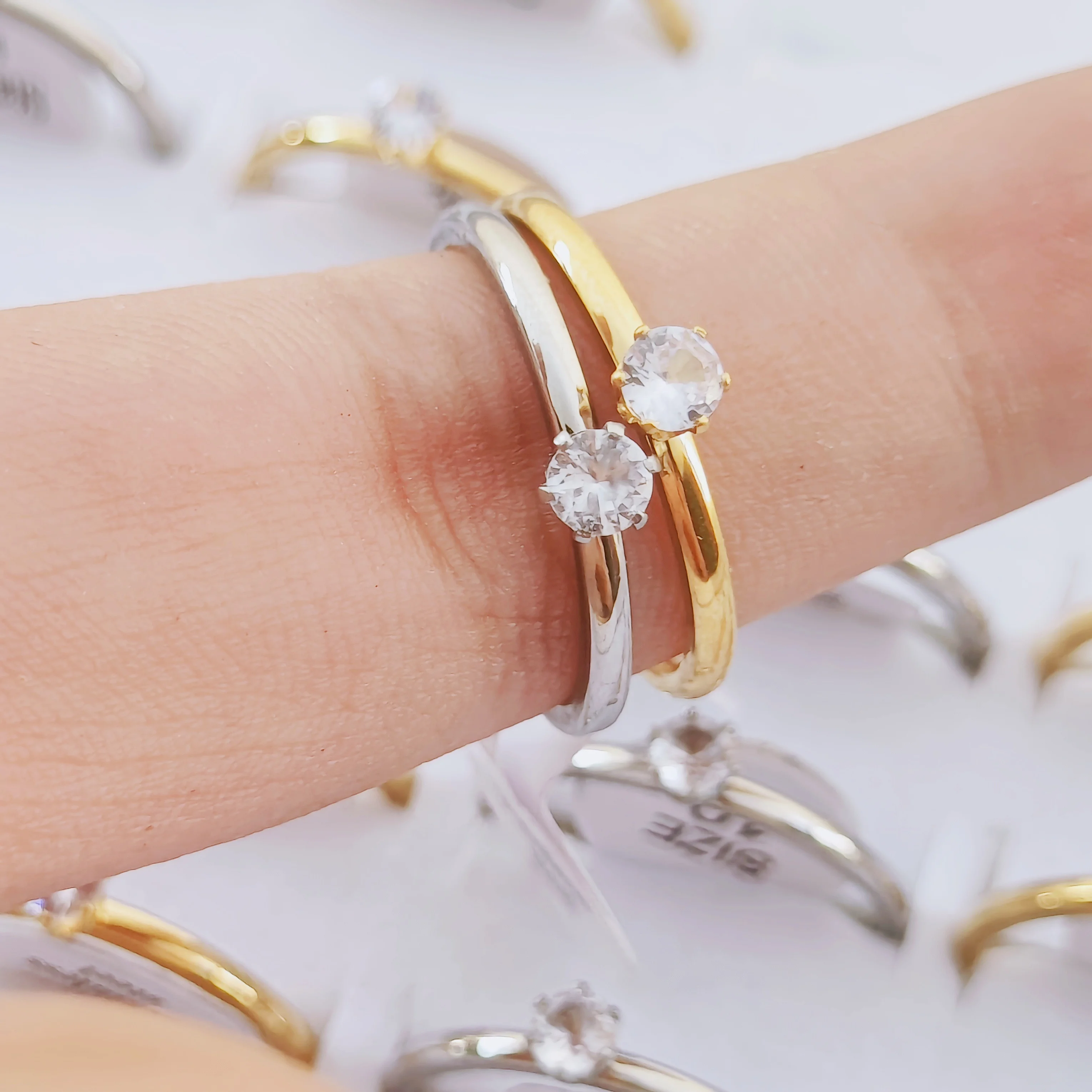 20pcs/Lot Wholesale Rings for Women\'s Colorful Inlay Stainless steels Fashion Jewelry Wedding Party Finger Decoration