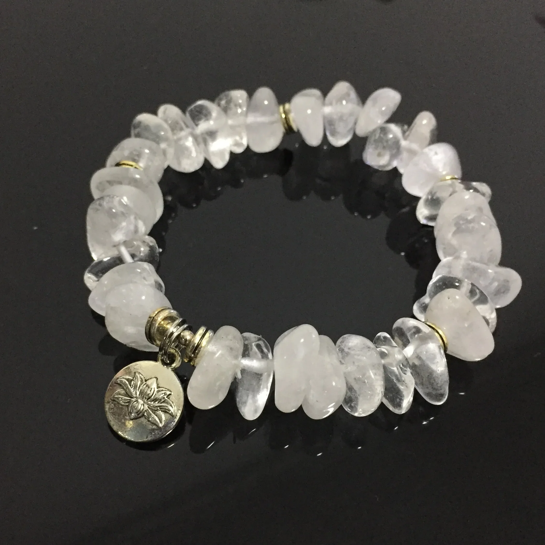 Handmade Stretch Clear Quartz Crystal Chip Bracelet Natural Stone Bracelets Irregular Nuggets Stone Lotus Flower Healing Jewelry