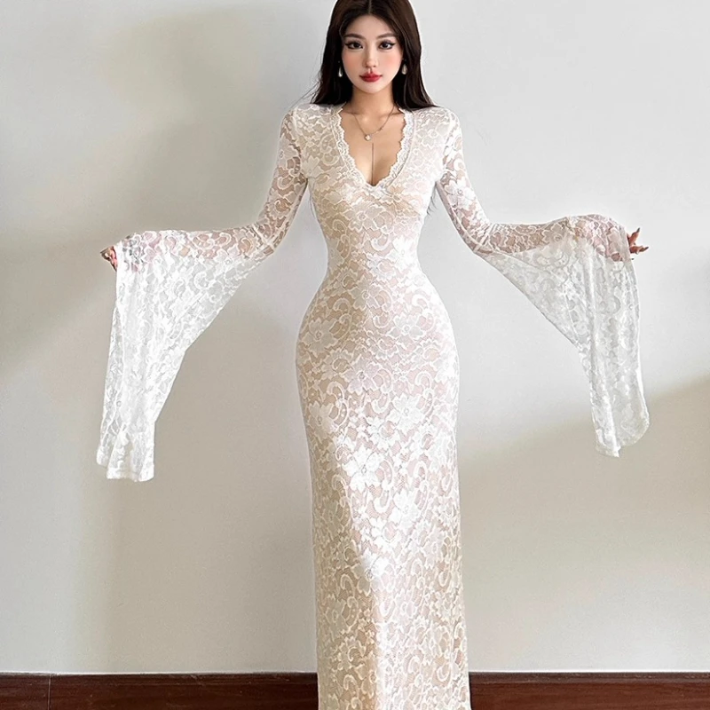 التصميم الفرنسي الأبيض رومانسية مثير الملابس النسائية 2025 الخريف جديد الدانتيل الكروشيه الخامس الرقبة متوهج كم التخسيس فساتين السيدات #4