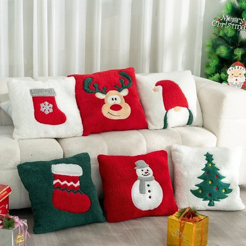 Christmas Patchwork Embroidered Cushion Cover Comfortable and Soft Plush Pillow Case Festival Home Pillow Covers Decorative