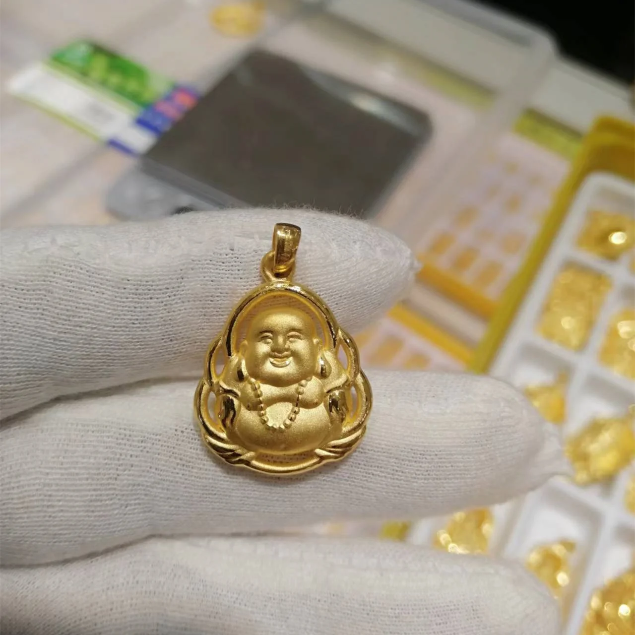 Pure 999 24K Yellow Gold Women Bless Smile Buddha Pendant 3.3g