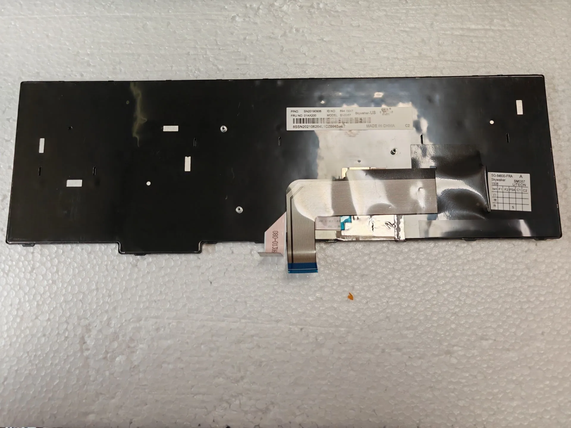 แป้นพิมพ์เราสำหรับ Lenovo Thinkpad E570 E570C E575 01AX200 01AX160 01AX120